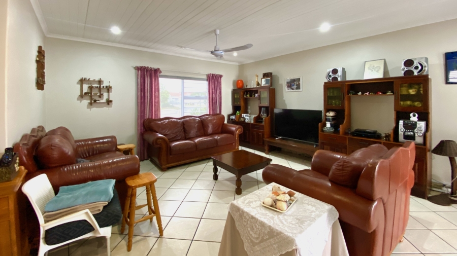 5 Bedroom Property for Sale in Port Owen Western Cape